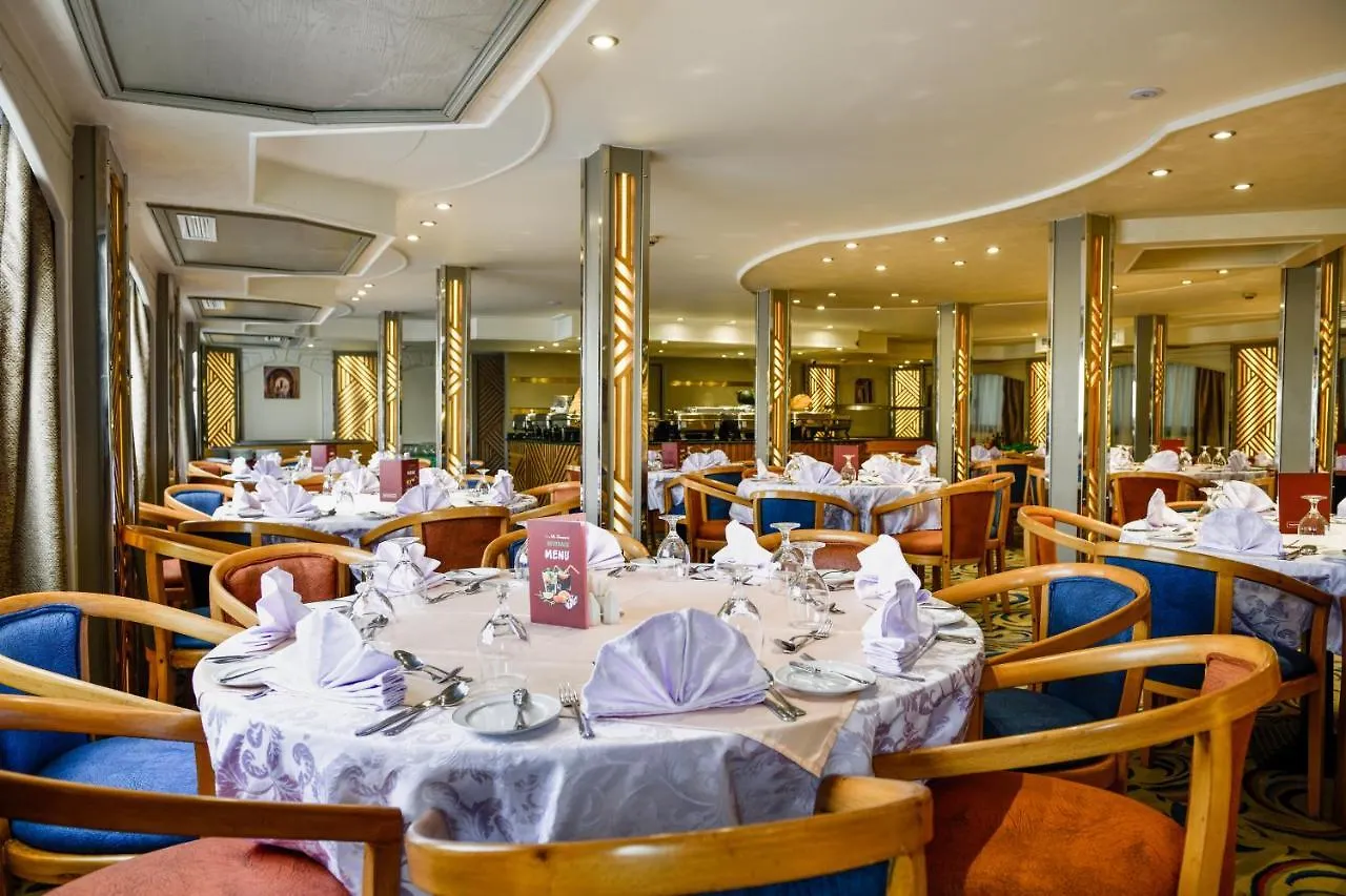 Hotel Nile Treasure Cruise - 4 Or 7 Nights From Luxor Each Saturday And 3 Or 7 Nights From Aswan Each Wednesday