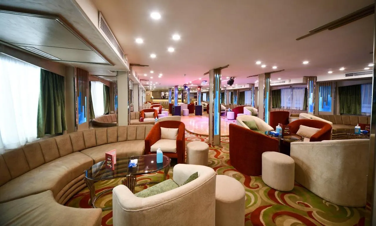 Hotel Nile Treasure Cruise - 4 Or 7 Nights From Luxor Each Saturday And 3 Or 7 Nights From Aswan Each Wednesday